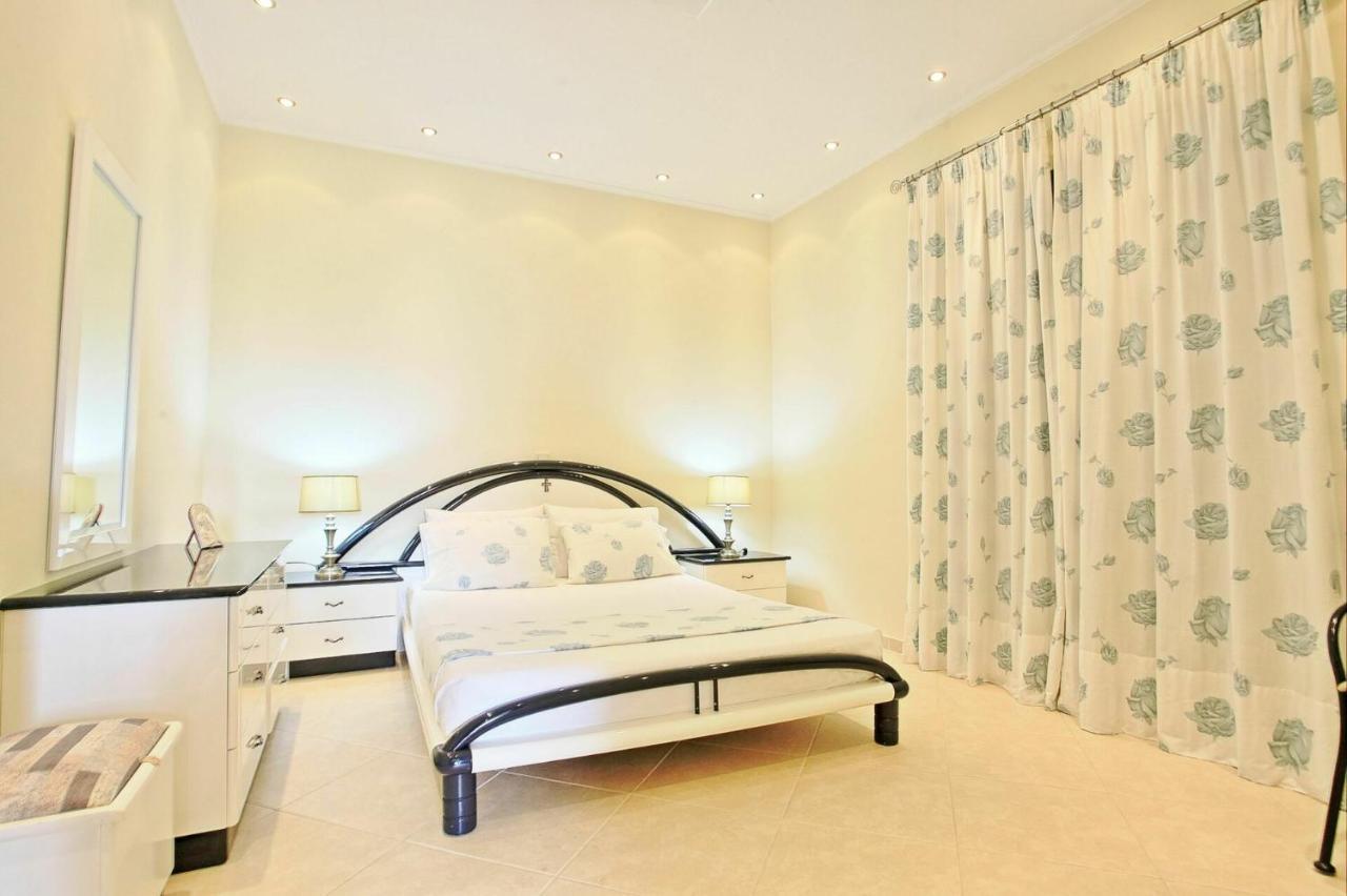 Acharavi Beach Villa By Posarellivillas Buitenkant foto