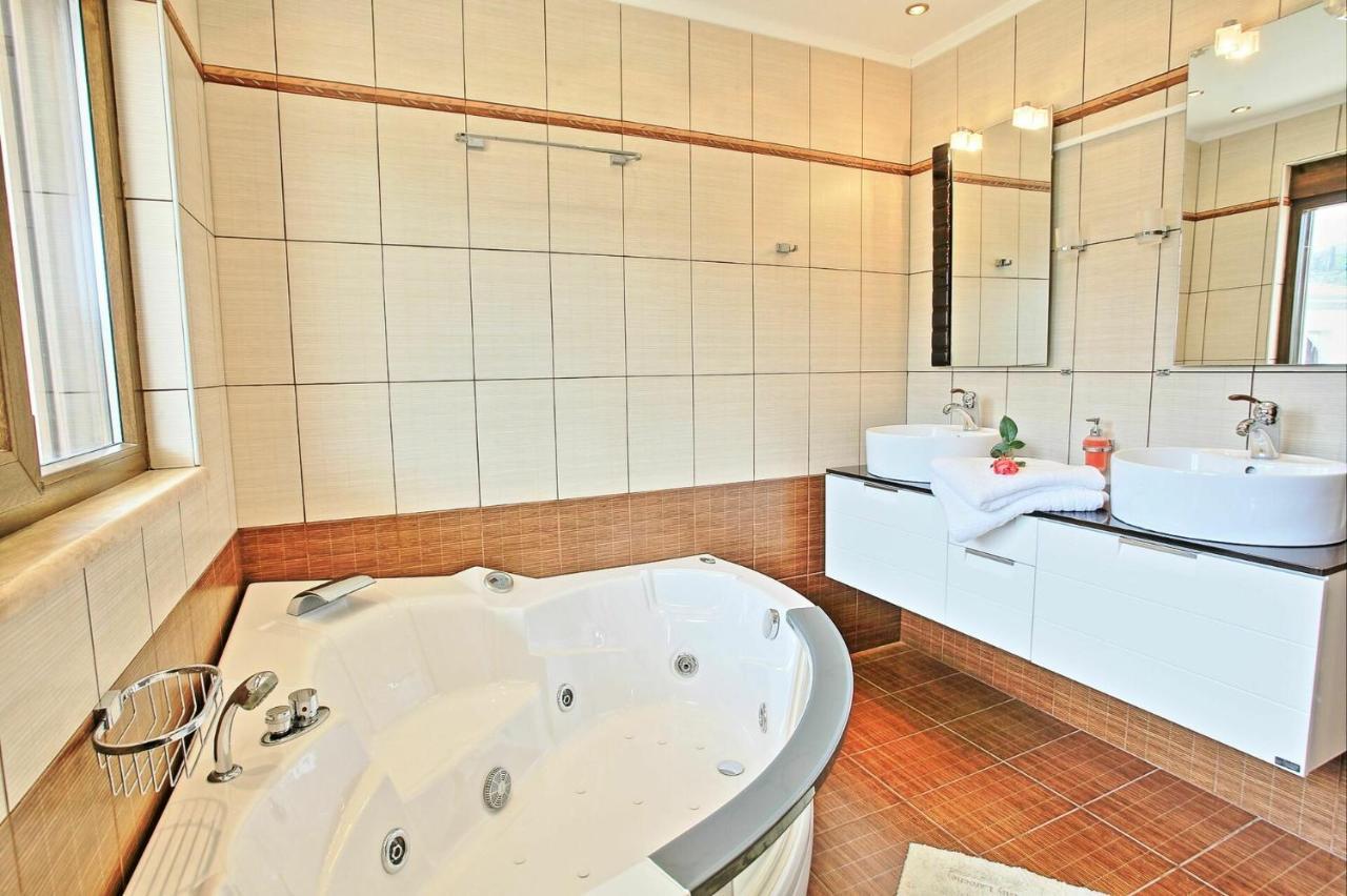 Acharavi Beach Villa By Posarellivillas Buitenkant foto